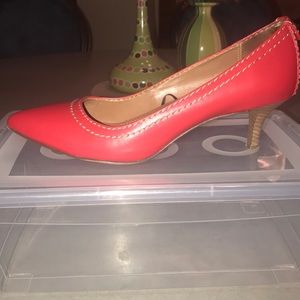 Calvin Klein red kitten heel size 10